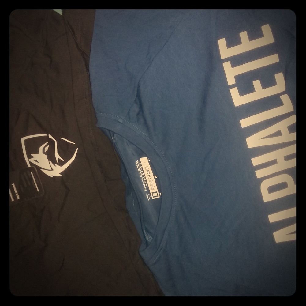 2 mens alphalete ahirts